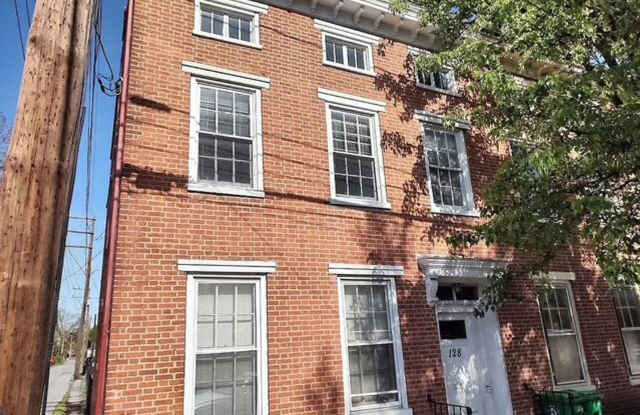 128 S West Street photos photos