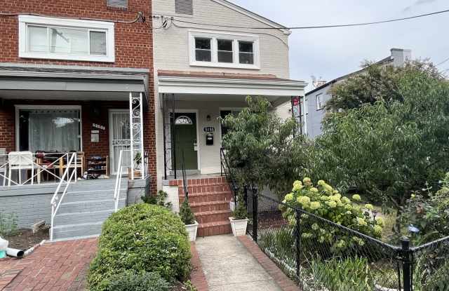 5155 7th St NE photos photos