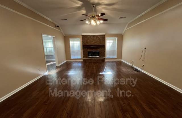 384 Walnut Trace Dr Gallery 4
