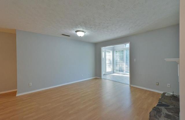 1904 Country Park Drive SE Gallery 4