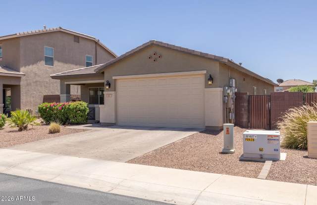 1407 W SMOKE TREE Avenue Gallery 4
