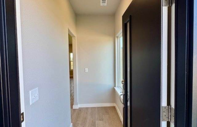 1905 SW Poigai Court Gallery 3