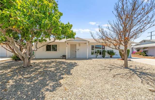 29921 Thornhill Dr photos photos