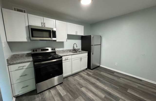 Miller Manor Apartments (Ask About our Move in Specials) photos photos