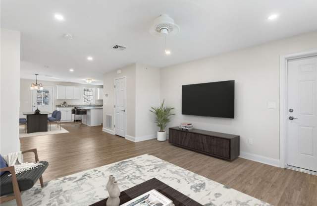 60 Bay Spring Ave Unit C77 - 60 Bay Spring Avenue, Bristol County, RI 02806