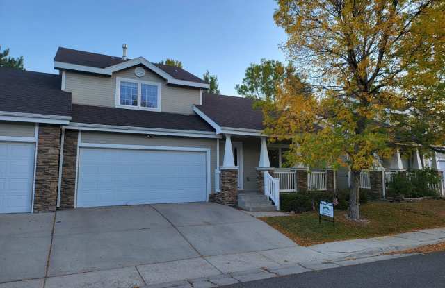 Spacious 3 Bedroom 3 Bath Townhome! - 736 Cimarron Drive, Cheyenne, WY 82009