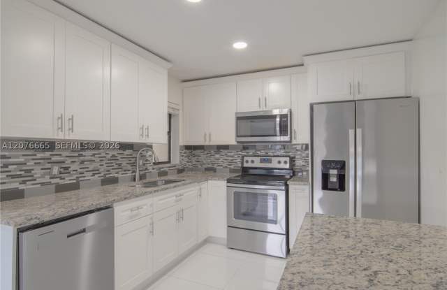 3745 Cocoplum Cir Gallery 4