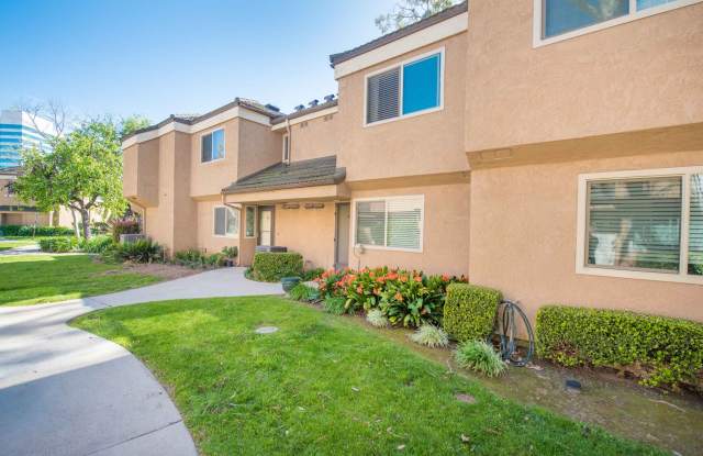 Huntington Beach Townhome photos photos