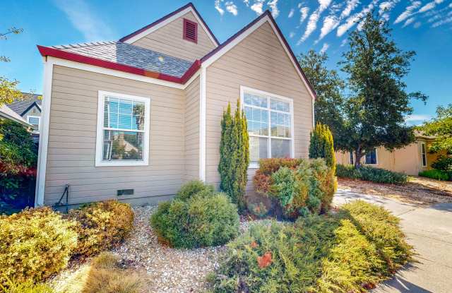 Beautiful Desirable Coffey Park Two Bedroom One Bath Single Floor Home Gallery 3