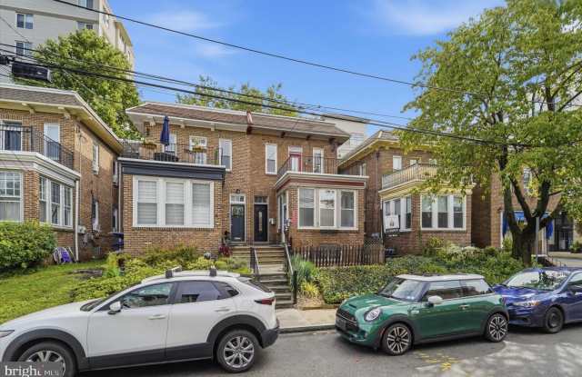 1 ATHENS Avenue W photos photos