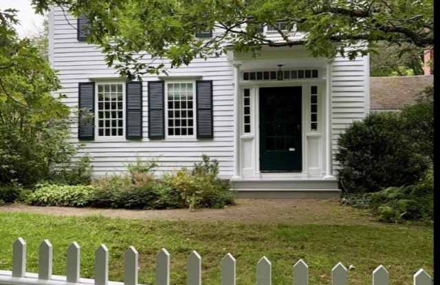 320 Valley Road Gallery 2