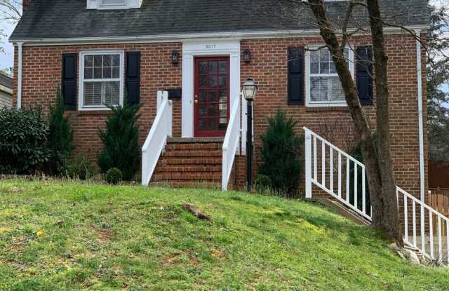 3017 Mayview Road ~ Charming 4 bedroom house conveniently located just minutes from booming downtown Raleigh photos photos