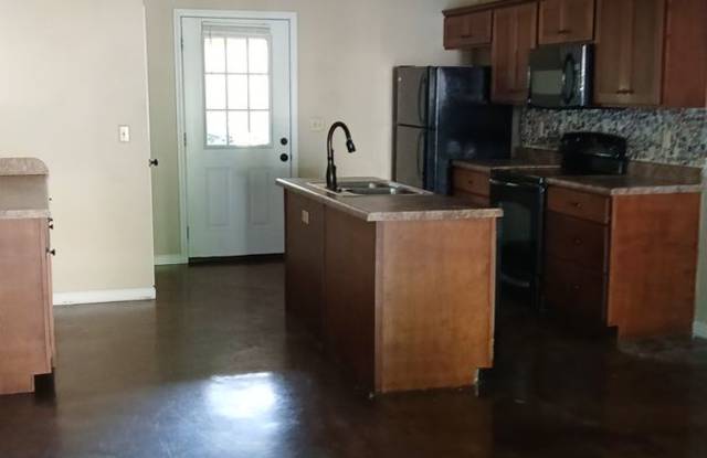 2 bedroom/2 bath Gallery 4