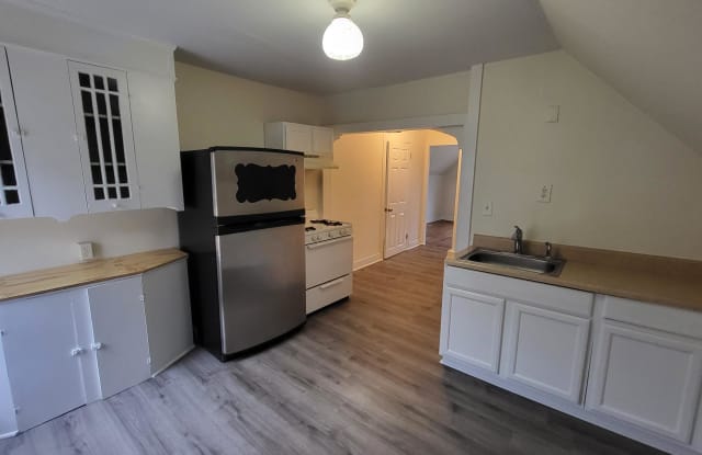 8 Artizan St - 2 photos photos