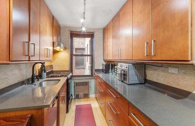 8340 Austin St Apt 4P photos photos