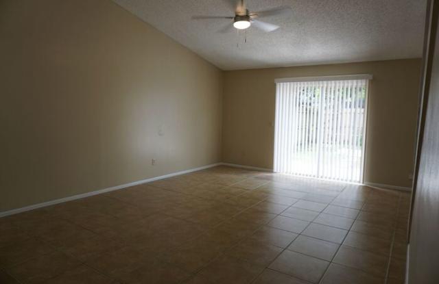 537 Aquatic Drive Gallery 4