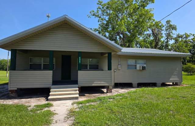 6539 SE County Rd 18 Gallery 1