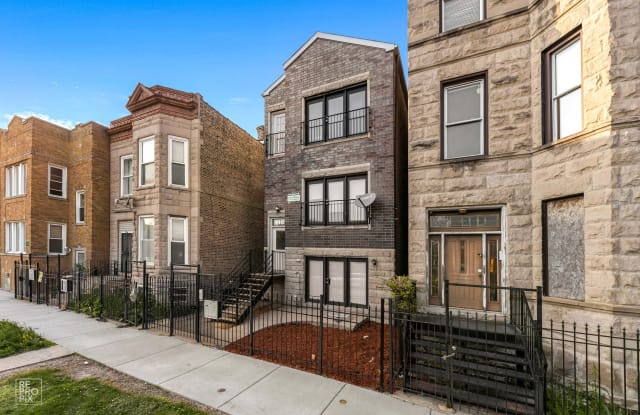 3108 W Polk photos photos