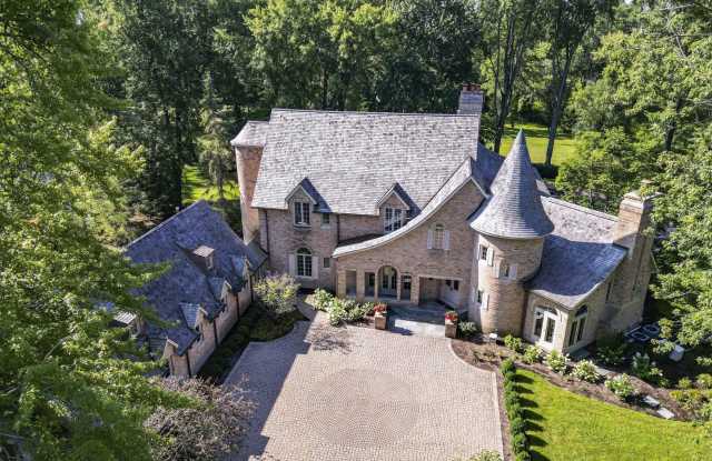285 W Westminster Avenue photos photos