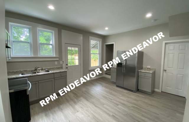 3Bed/1Bath Single Family Home !! In Lemay!!! photos photos