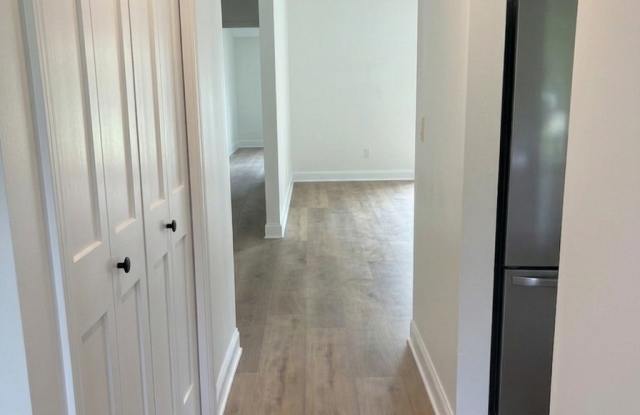 202 Kings Ct Gallery 4
