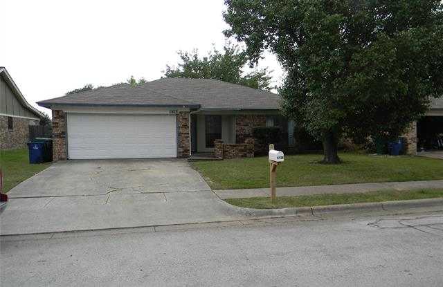 6428 Green Ridge Drive - 6428 Green Ridge Dr, Watauga, TX 76148