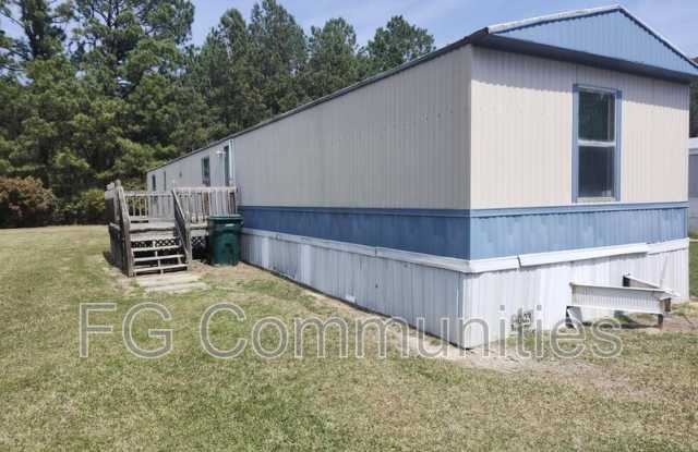 1003 Crystal Blvd photos photos