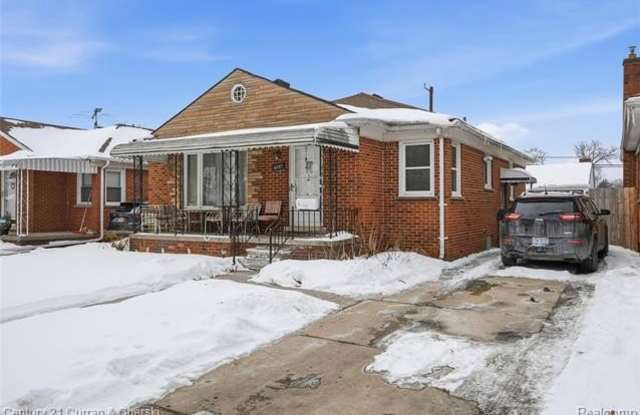 8227 Riverview Street photos photos