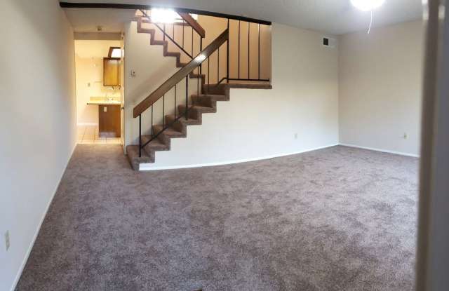 5375 Outlook Point Gallery 2