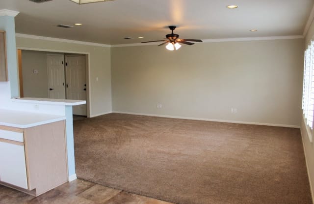 347 Stone Hill Dr #4 Gallery 4