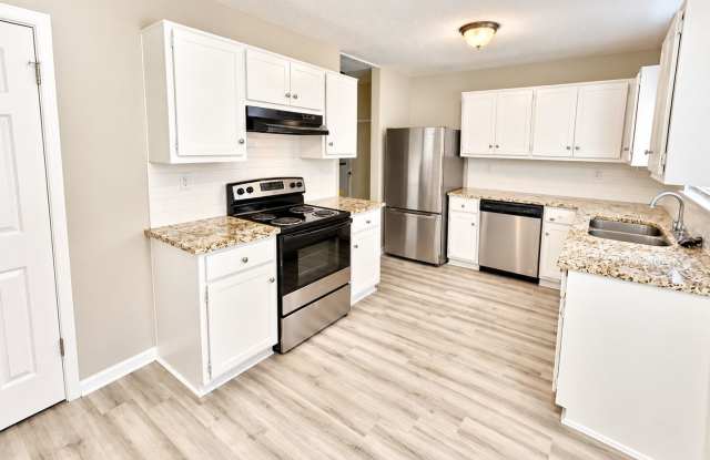 “MOVE-IN SPECIAL – FIRST MONTH IS FREE" Gallery 3
