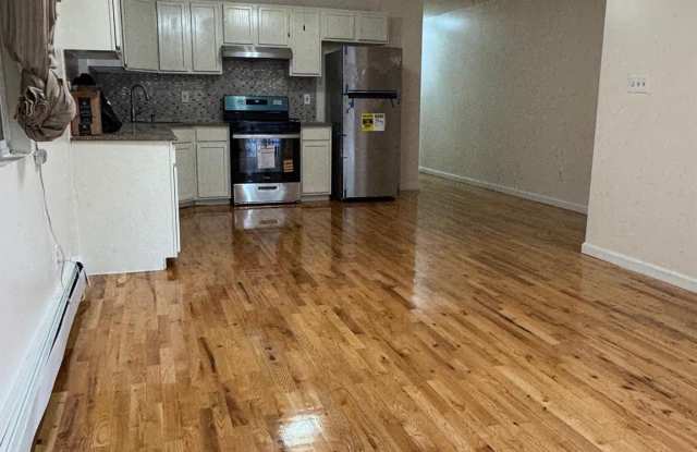795 Linwood Street photos photos