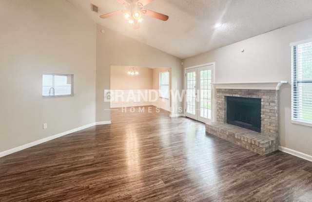 3847 English Colony Drive North Gallery 4