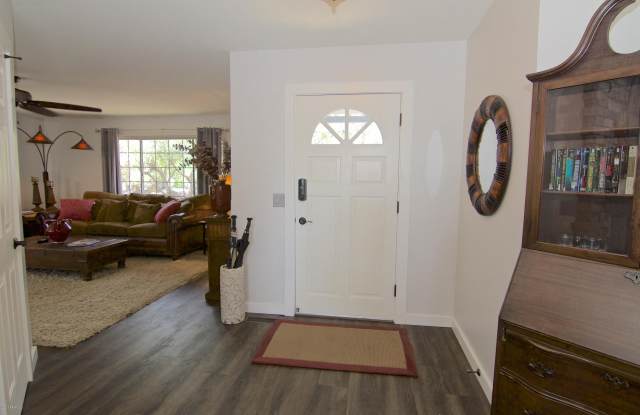 1444 Vista Road Gallery 3