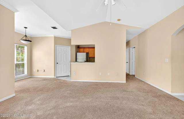 Spacious Condo in The Reserve at James Island | Pool, Gym & Gated Community Gallery 4