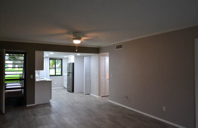 135 W Cypress Ct Gallery 3