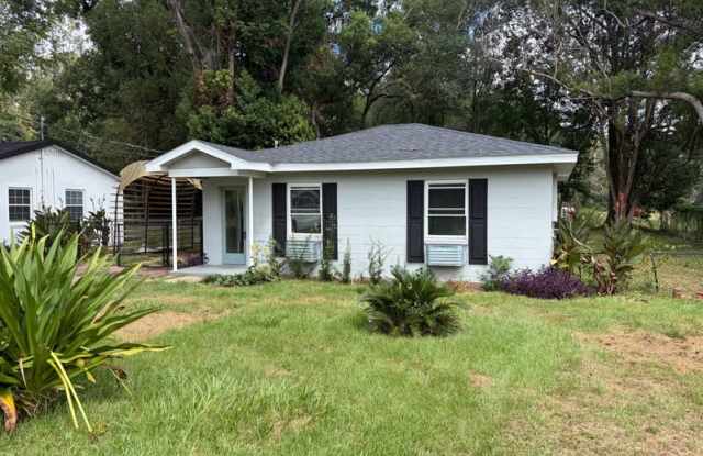 1426 Pepper Drive Gallery 2