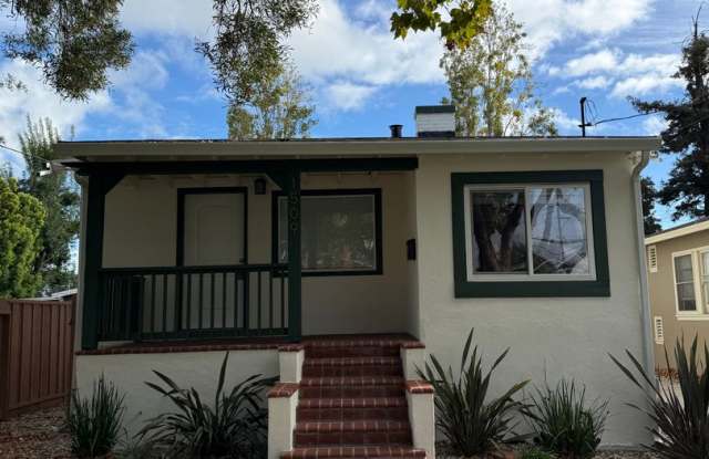 Location! Condition! Price! 1509 S B Street Gallery 1