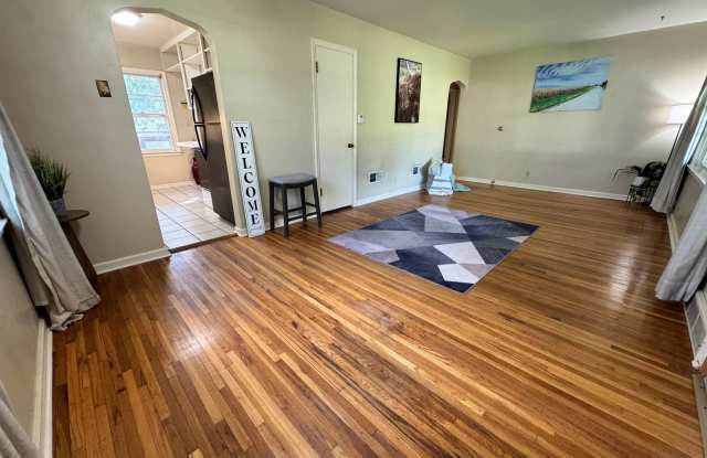 3 bed, 1.5 bath home for rent in West Waterloo photos photos 3 bed, 1.5 bath home for rent in West Waterloo photos photos