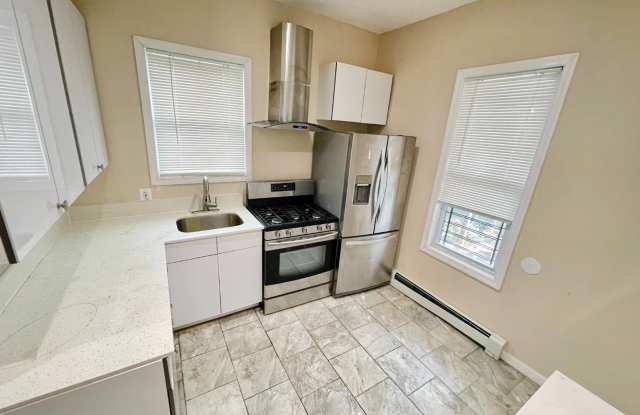 1601 Overing St, #1F Gallery 3
