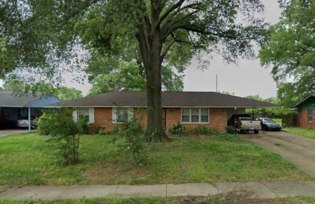 2003 North Big Bend Dr Gallery 1
