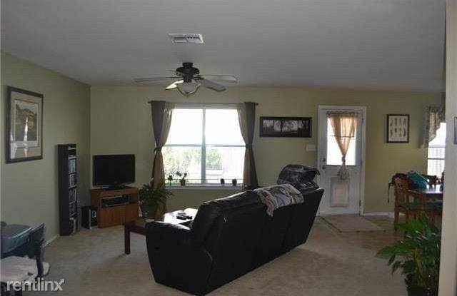 2503 Meadow Ln Gallery 2