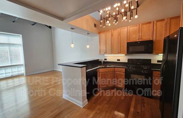 3920 Sharon Road photos photos