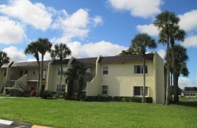 154 Lake Meryl Drive unit: 259 photos photos