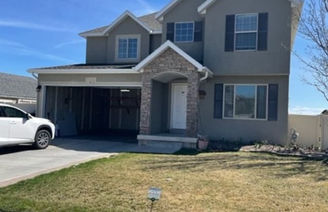 533 Floribunda Drive - 533 Floribunda Drive, Saratoga Springs, UT 84045