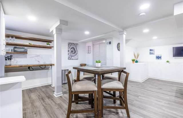 1122 Elaine Drive photos photos