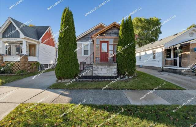 Rare rental opportunity at 22618 Maxine St. in the quaint waterfront community of St. Clair Shores! photos photos Rare rental opportunity at 22618 Maxine St. in the quaint waterfront community of St. Clair Shores! photos photos