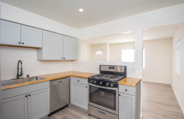 4BR/2BA Home with Modern Updates/Private Yard/Washer Dryer in Mount Hope! photos photos