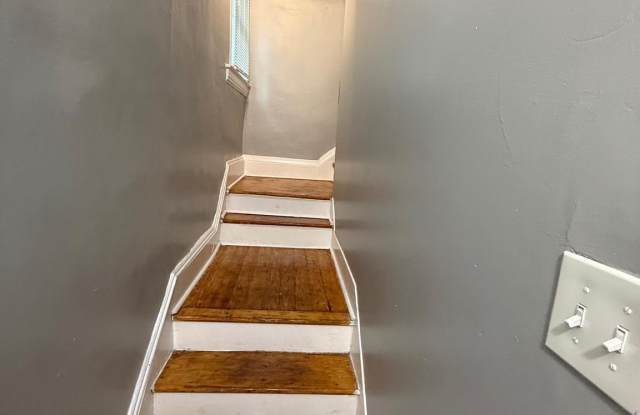 323 COLLINS Avenue Gallery 2