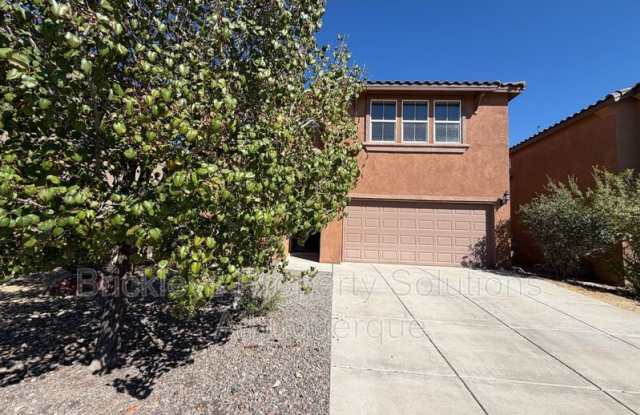 418 Paseo Roja Pl NE Gallery 1